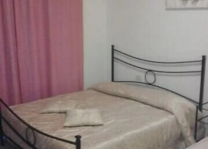 Candia41 2* Roma