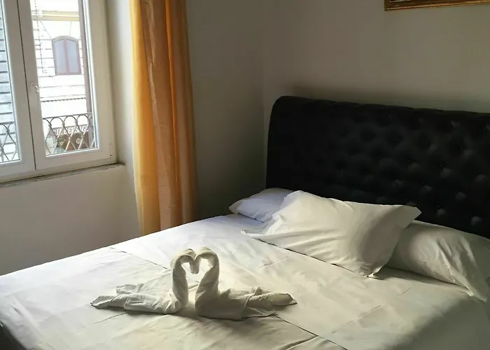 Oda ve Kahvaltı Candia41